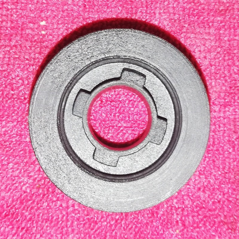 PIGNON DE POMPE A HUILE HUSQVARNA