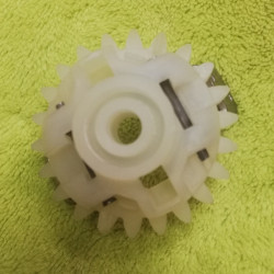 PIGNON REGULATEUR KAWASAKI