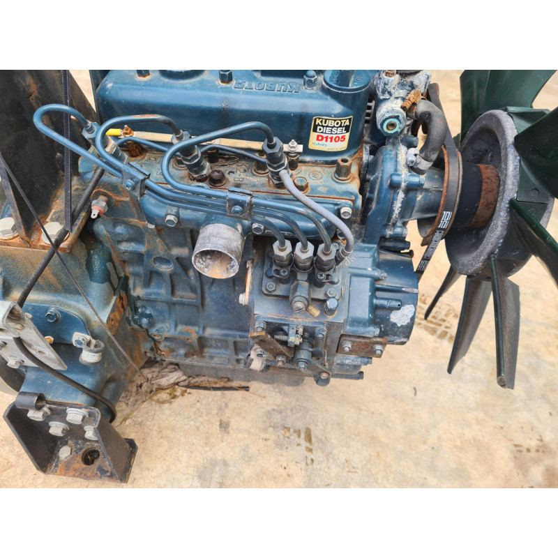 MOTEUR KUBOTA D1105